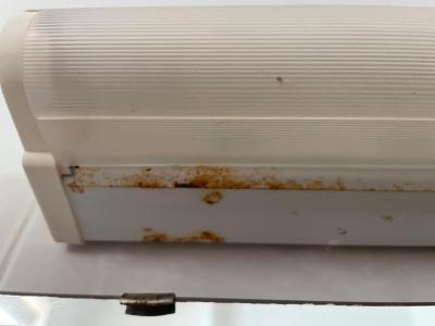 Chceš-li býti znechucena, kup Ilyssion u CK ***