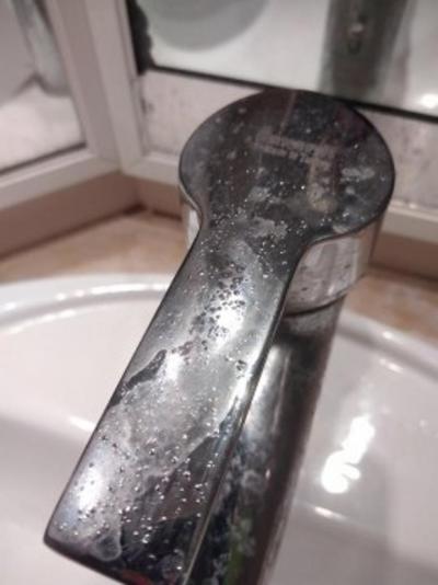 Otřesné podmínky a zkažená dovolená