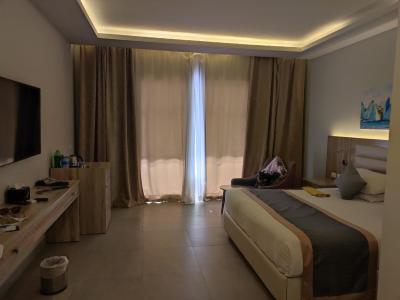 Smíšené pocity z hotelu Pickalbatros Sea World 5*