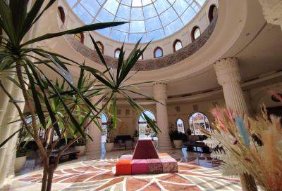 Prohlídka hotelu - Hezký areál a nádherná velká pláž