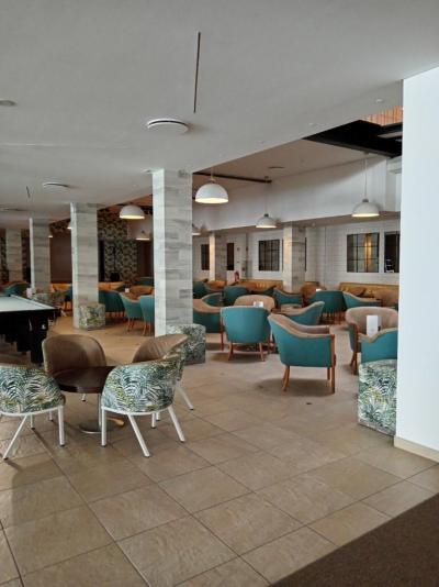 Hotel The Views Oasis - prohlídka hotelu 