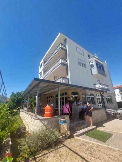 Prohlídka - Penzion Maris ***