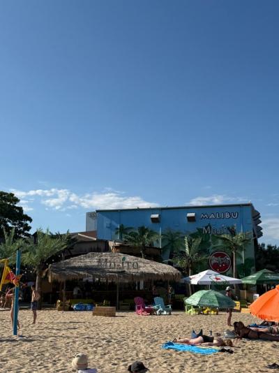 Zklamání – hotel neodpovídá 4 hvězdám, spíš hlučný kemp pro německé teenagery