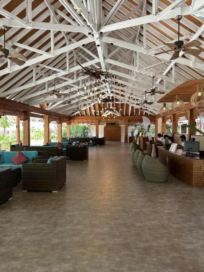 Kudafushi Resort & Spa