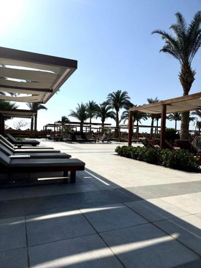 TOP HOTEL