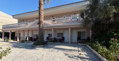 Lefkada-Perigiali beach
